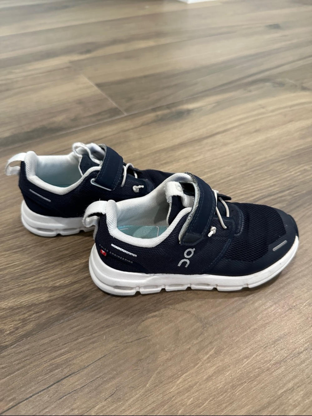 On Running Kids Navy and White Velcro Mesh Sneakers size 12